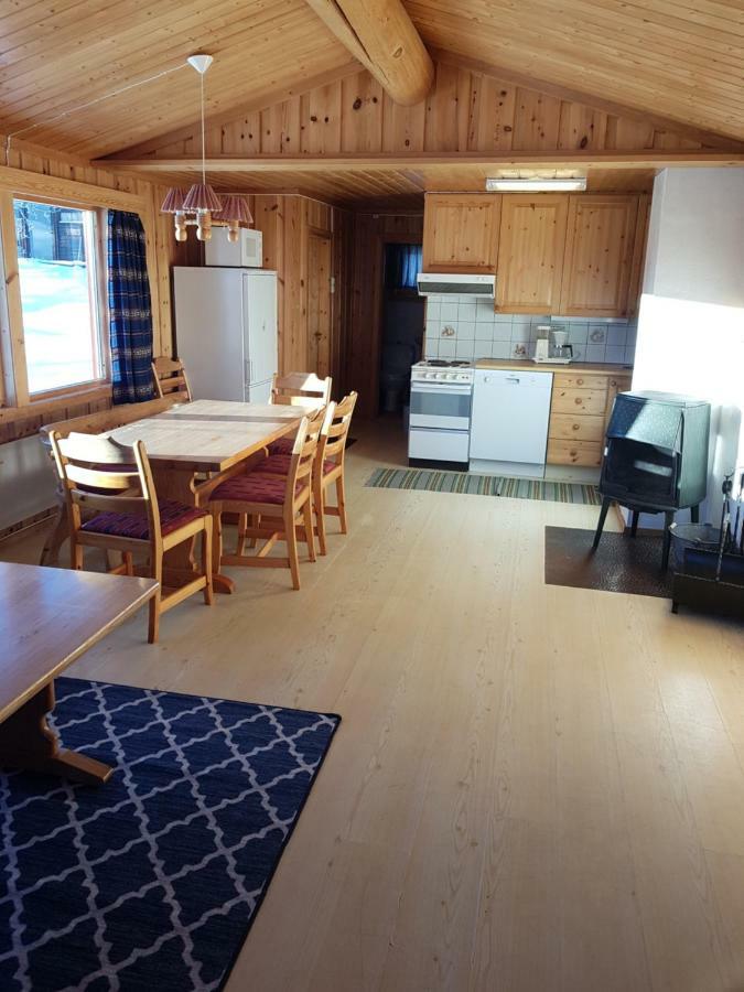 Solstua Three-Bedroom Cottage 耶卢 外观 照片